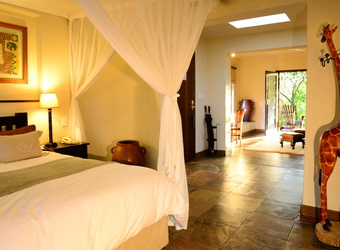 Sidebar_bush_lodge_-_main