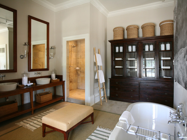 Large_manor_bath_2