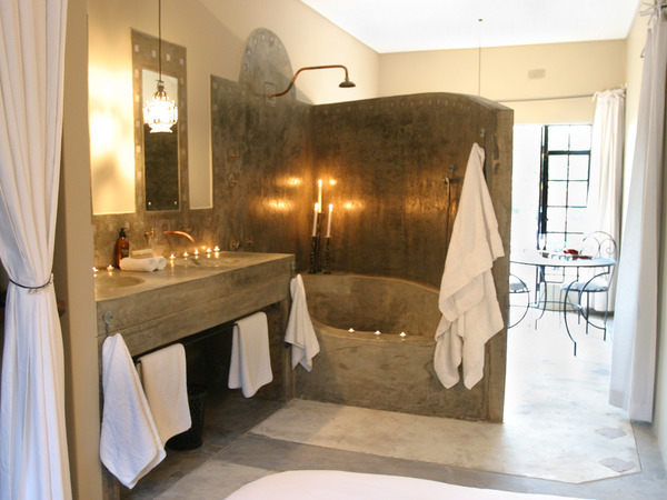 Large_olive-grove-bathroom
