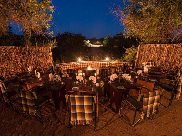 Large_tent_camp_boma