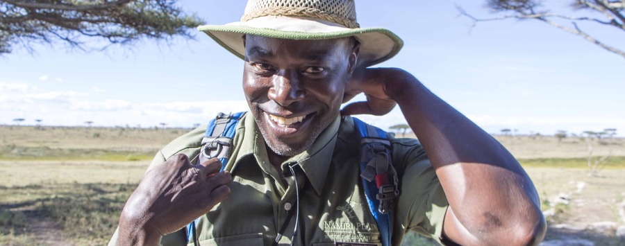 Huge_blessed-namiri-plains-walking-safari-lr-tracey-van-wi